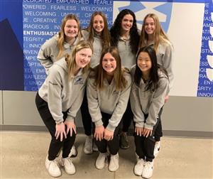 swimming & diving team